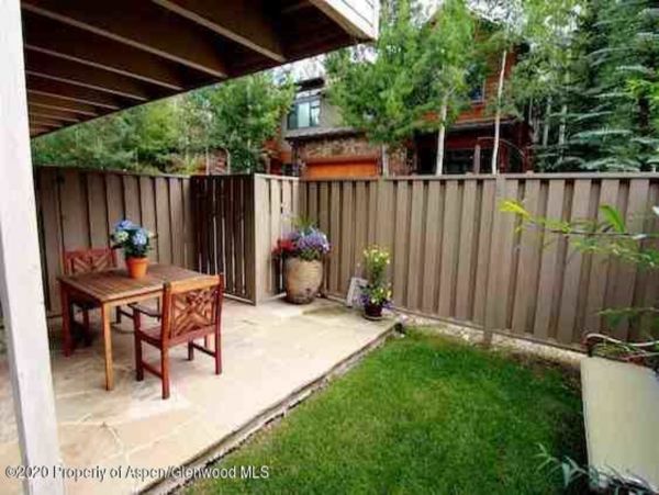 Aspen Home 987672