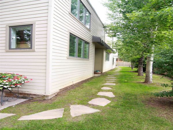 Aspen Home 987672