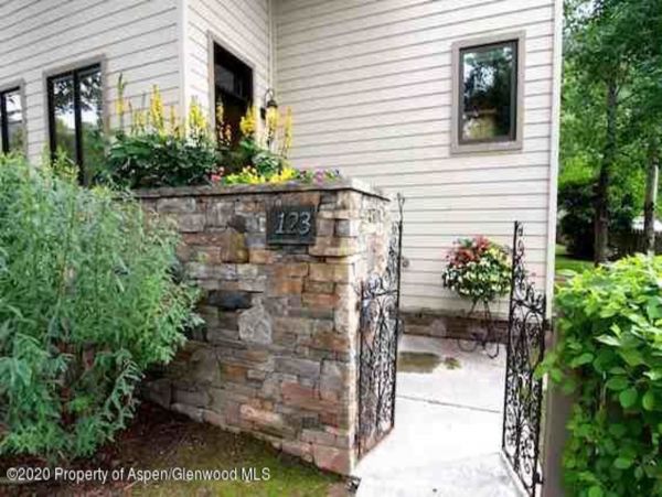 Aspen Home 987672