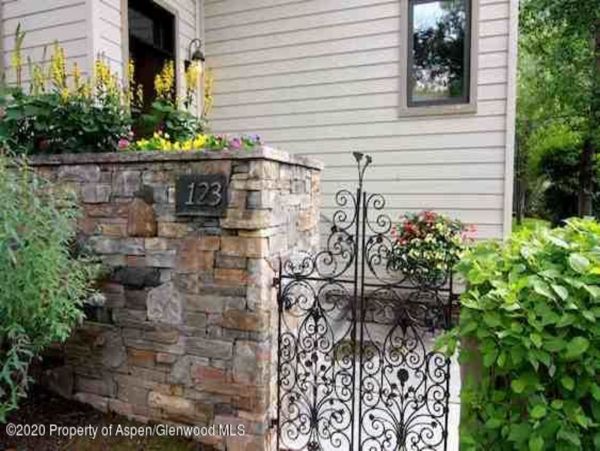 Aspen Home 987672