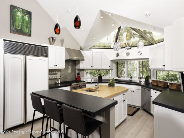 Aspen Home 987673