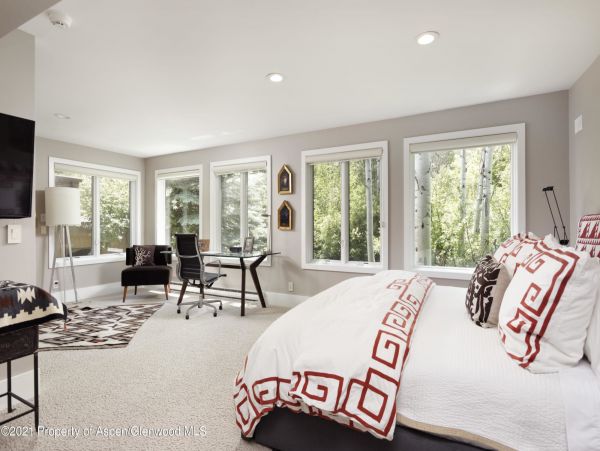 Aspen Home 987673