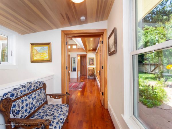 Aspen Home 987675