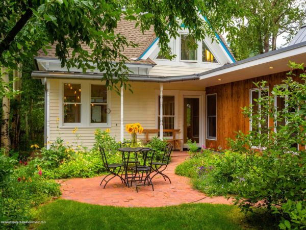 Aspen Home 987675