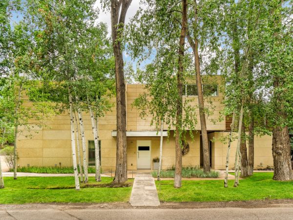 Aspen Home 987678