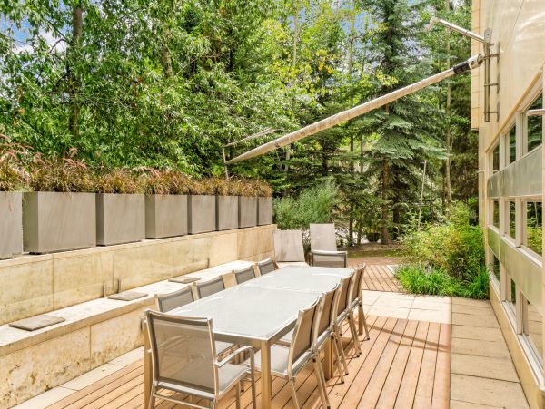 Aspen Home 987678