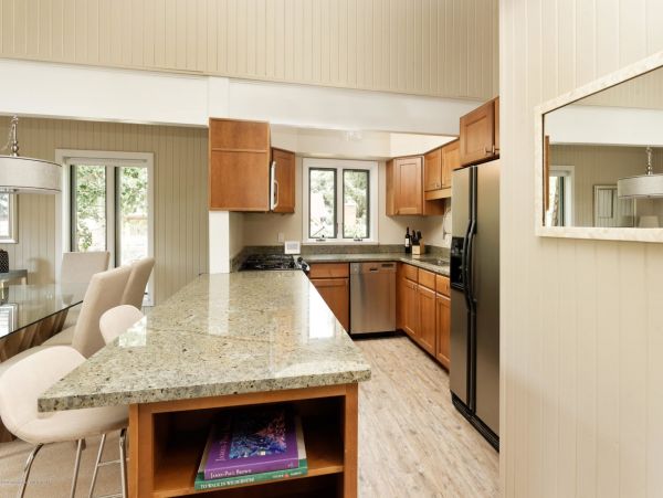 Aspen Home 987682