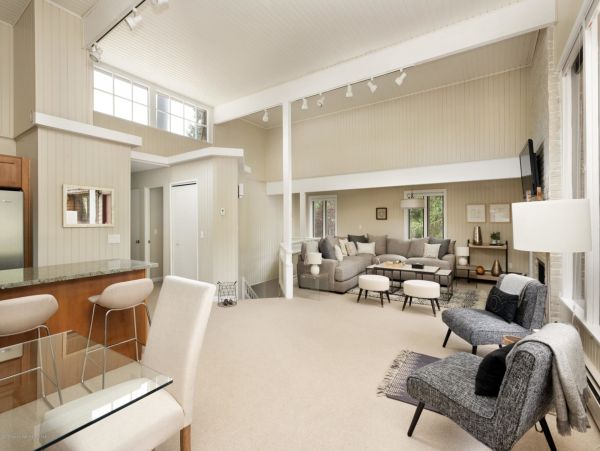 Aspen Home 987682