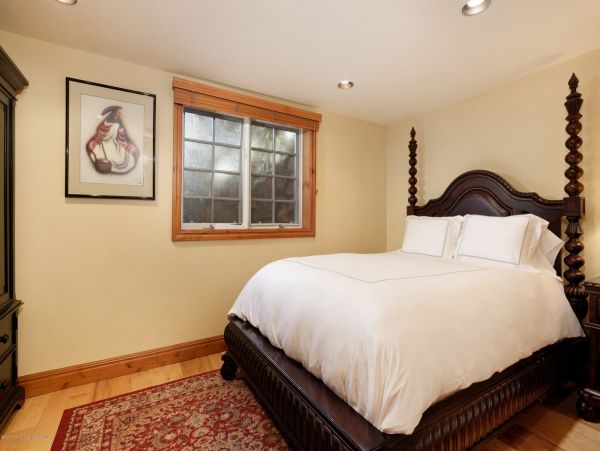 Aspen Home 987685