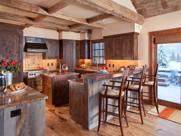 Mountain Views Four Bedrooms Shooting Luxury Cabin in Wilson