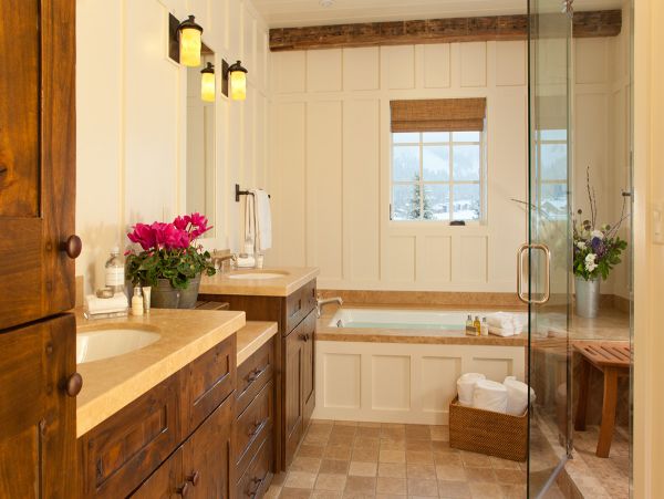 Mountain Views Four Bedrooms Shooting Luxury Cabin in Wilson