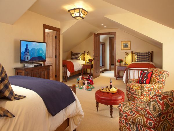 Mountain Views Four Bedrooms Shooting Luxury Cabin in Wilson