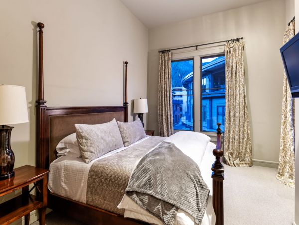 Aspen Home 987689