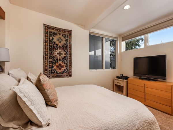 Aspen Home 987696