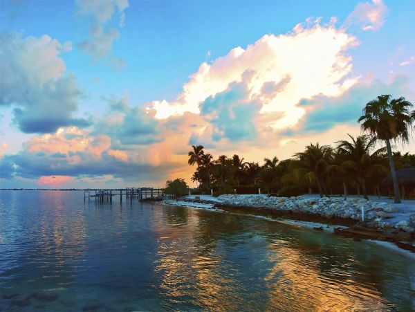 Short Walk to Beach Key Colony Vacation Home Private Pool