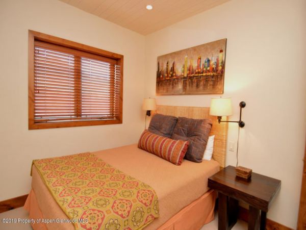 Aspen Home 987703
