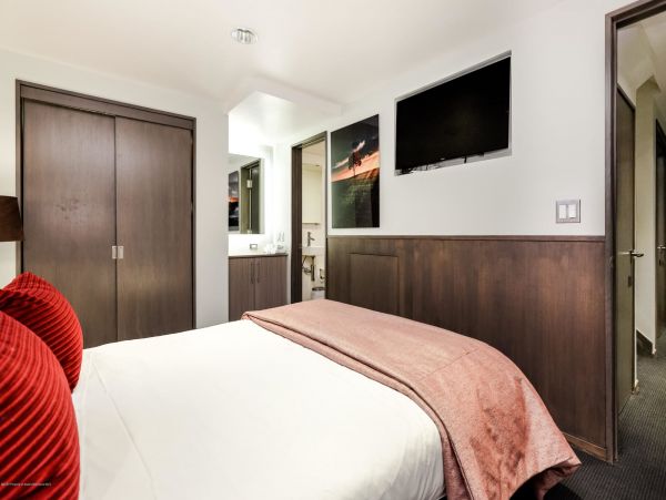 Aspen Home 987704