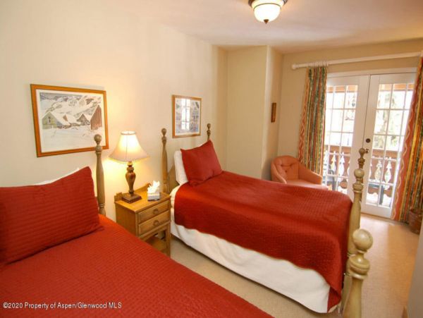 Aspen Home 987711