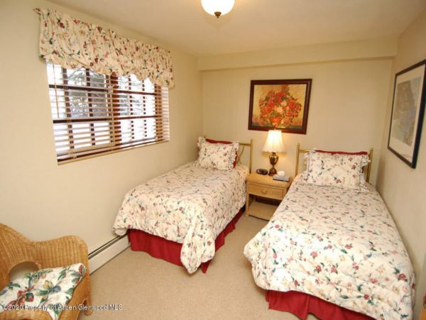 Aspen Home 987711