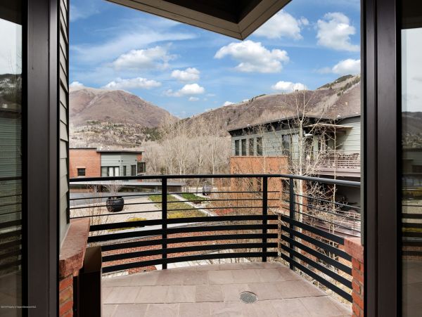 Aspen Home 987720