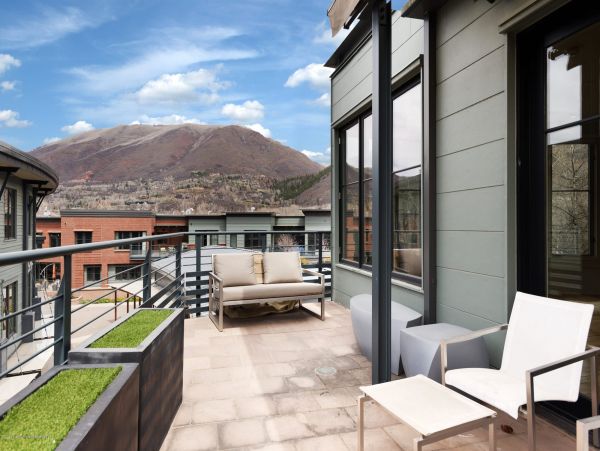 Aspen Home 987720