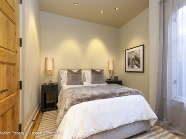 Aspen Home 987721