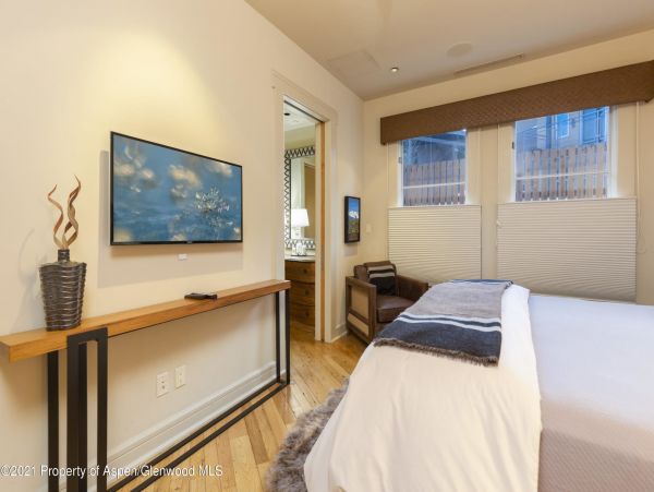 Aspen Home 987721
