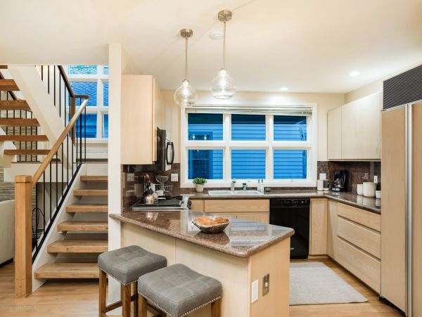 Aspen Home 987726