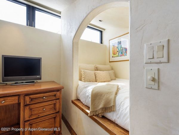 Aspen Home 987729