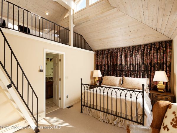 Aspen Home 987739