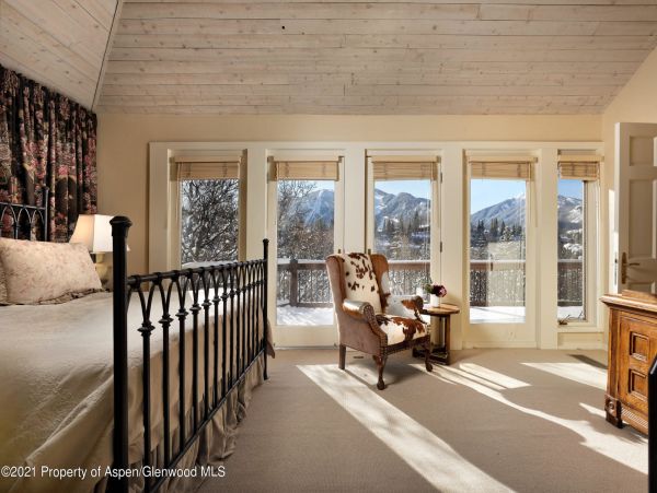 Aspen Home 987739