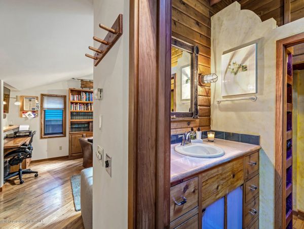 Aspen Home 987740