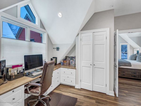 Aspen Home 987747