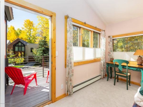 Aspen Home 987750