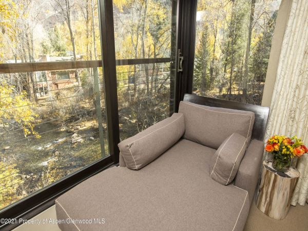 Aspen Home 987751