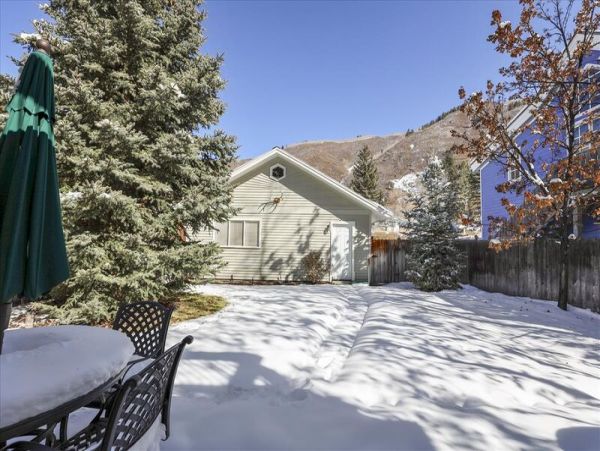 Aspen Home 987763