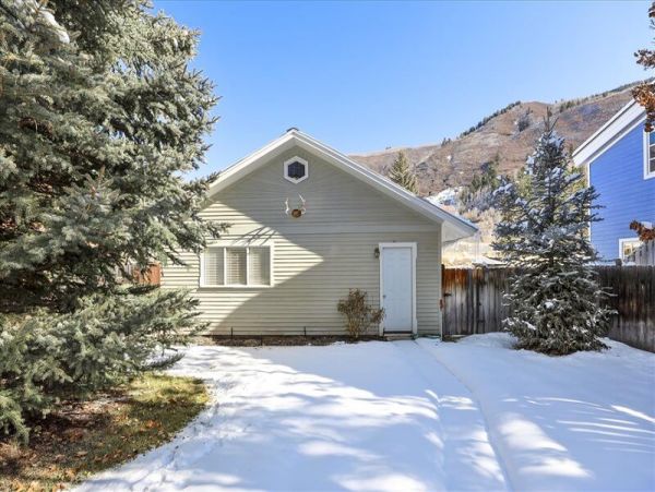 Aspen Home 987763