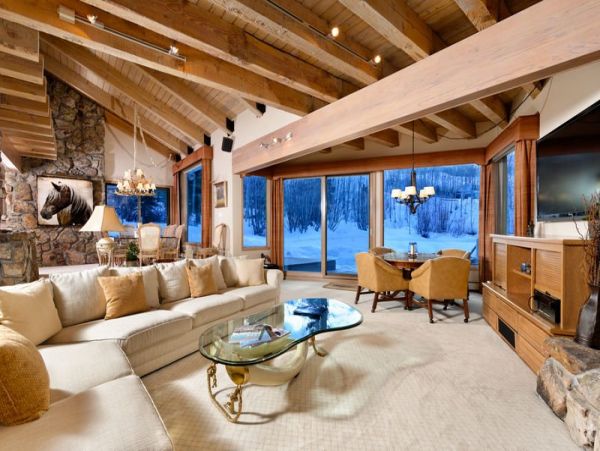 Ski-In/Ski-Out Luxury Home Vacation Rental in Aspen