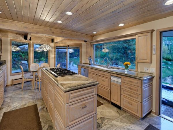 Ski-In/Ski-Out Luxury Home Vacation Rental in Aspen