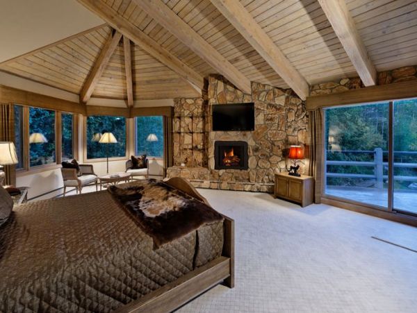 Ski-In/Ski-Out Luxury Home Vacation Rental in Aspen
