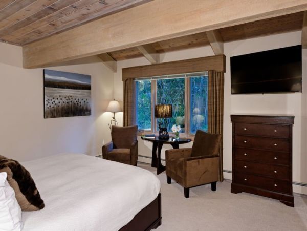 Ski-In/Ski-Out Luxury Home Vacation Rental in Aspen