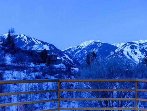 Aspen Home 987790