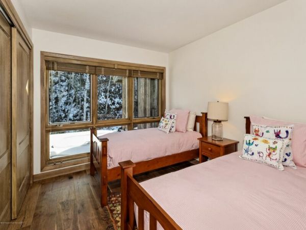 Aspen Home 987798