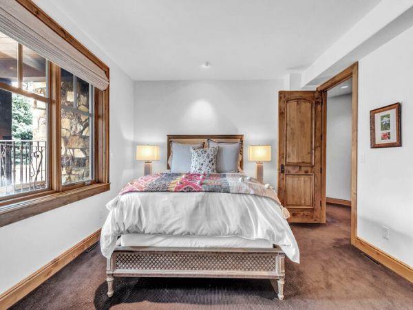 Aspen Home 987805