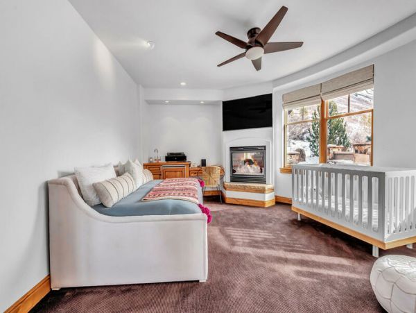 Aspen Home 987805