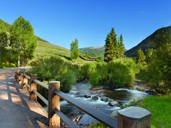 Aspen Home 987806