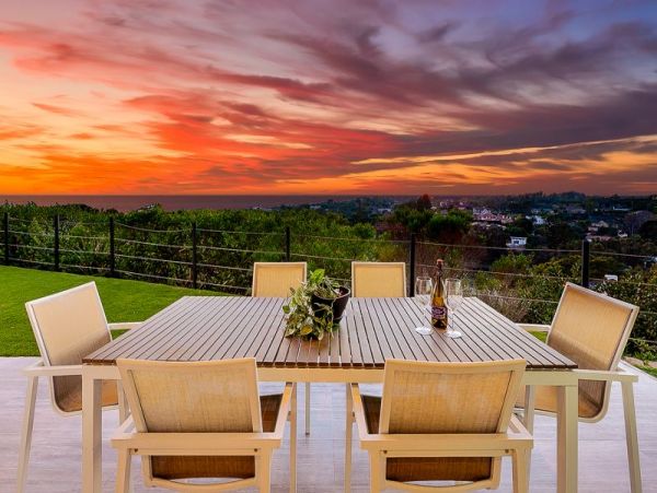 Elegant Ocean View Retreat with Private Pool & Hot Tub in La Jolla