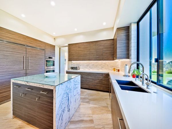 Elegant Ocean View Retreat with Private Pool & Hot Tub in La Jolla