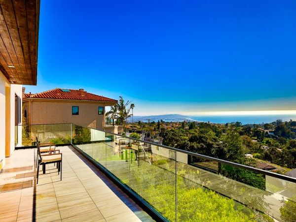 Elegant Ocean View Retreat with Private Pool & Hot Tub in La Jolla