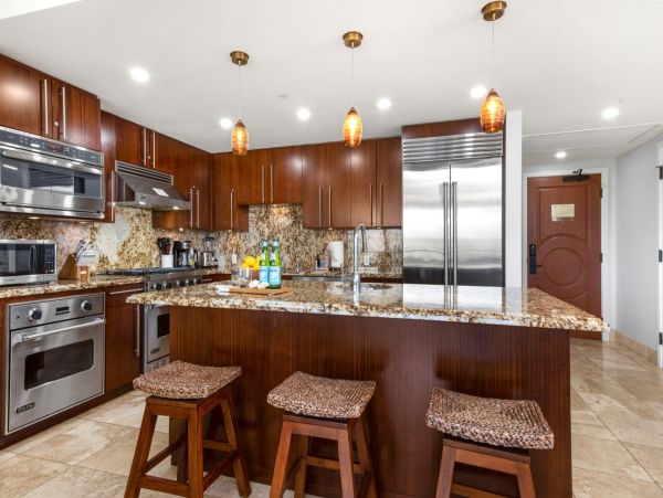 Ocean Views Kaanapali Vacation Condo Three Bedroom